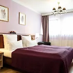 Отель Elch Boutique