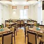 Elch Boutique Отель 3*