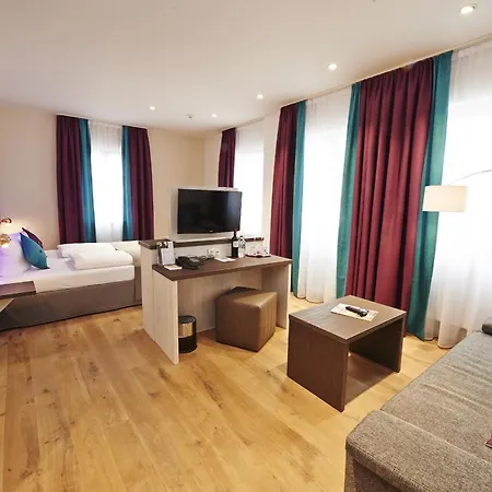 Hotel Elch Boutique 3*