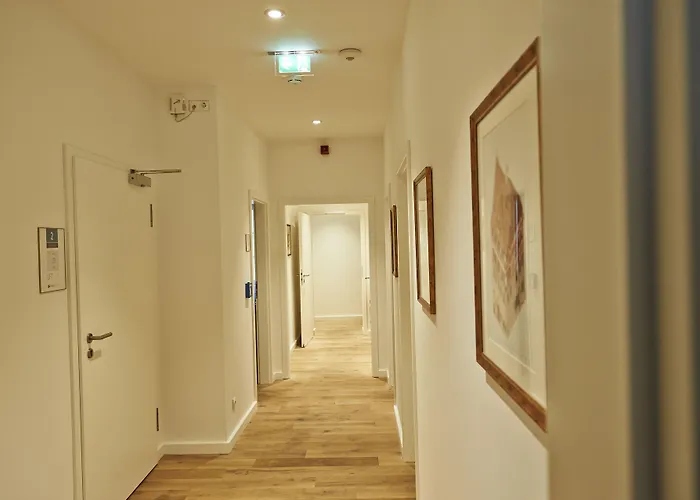 Elch Boutique 3*